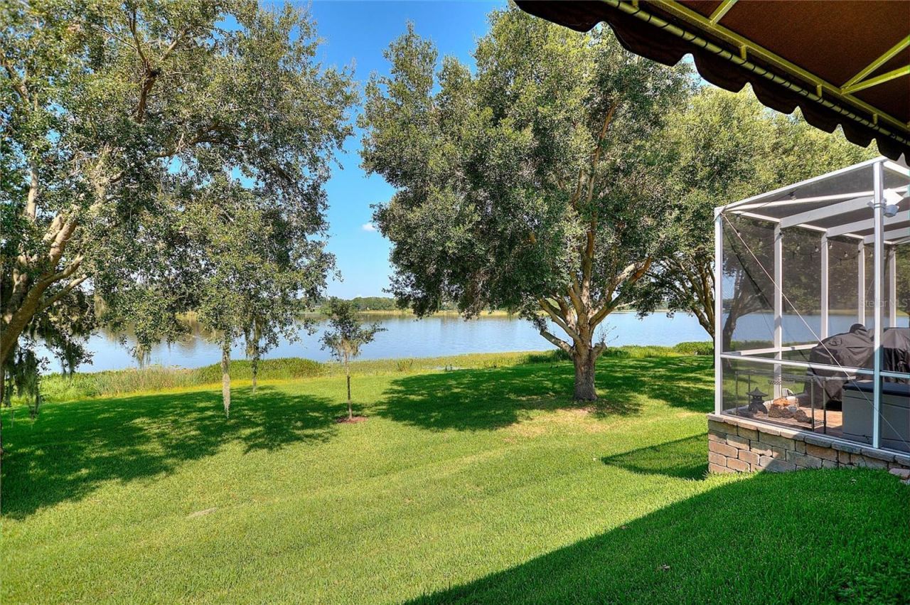 492 Meandering Way, Polk City, FL 33868 Photo