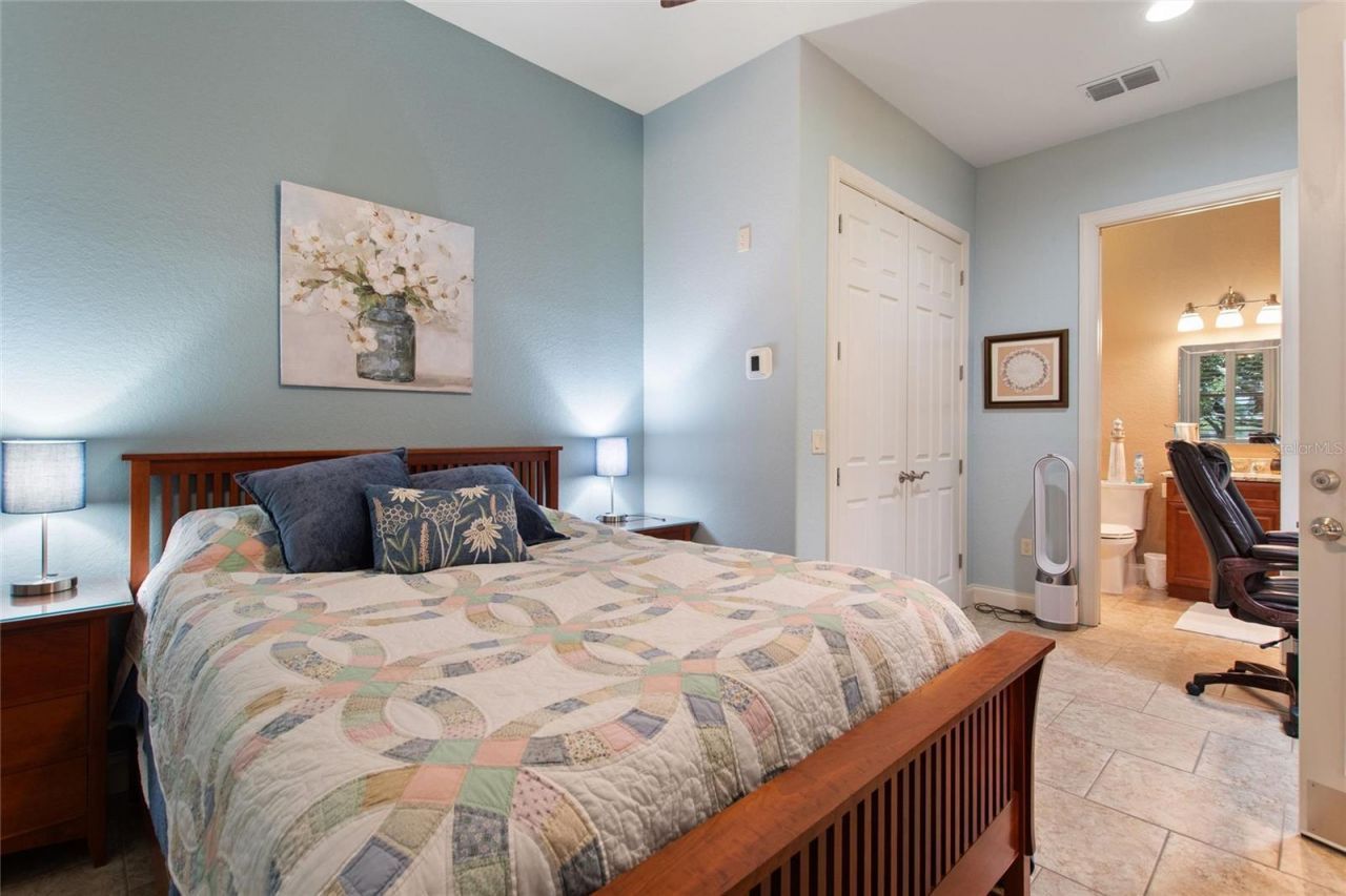 492 Meandering Way, Polk City, FL 33868 Photo
