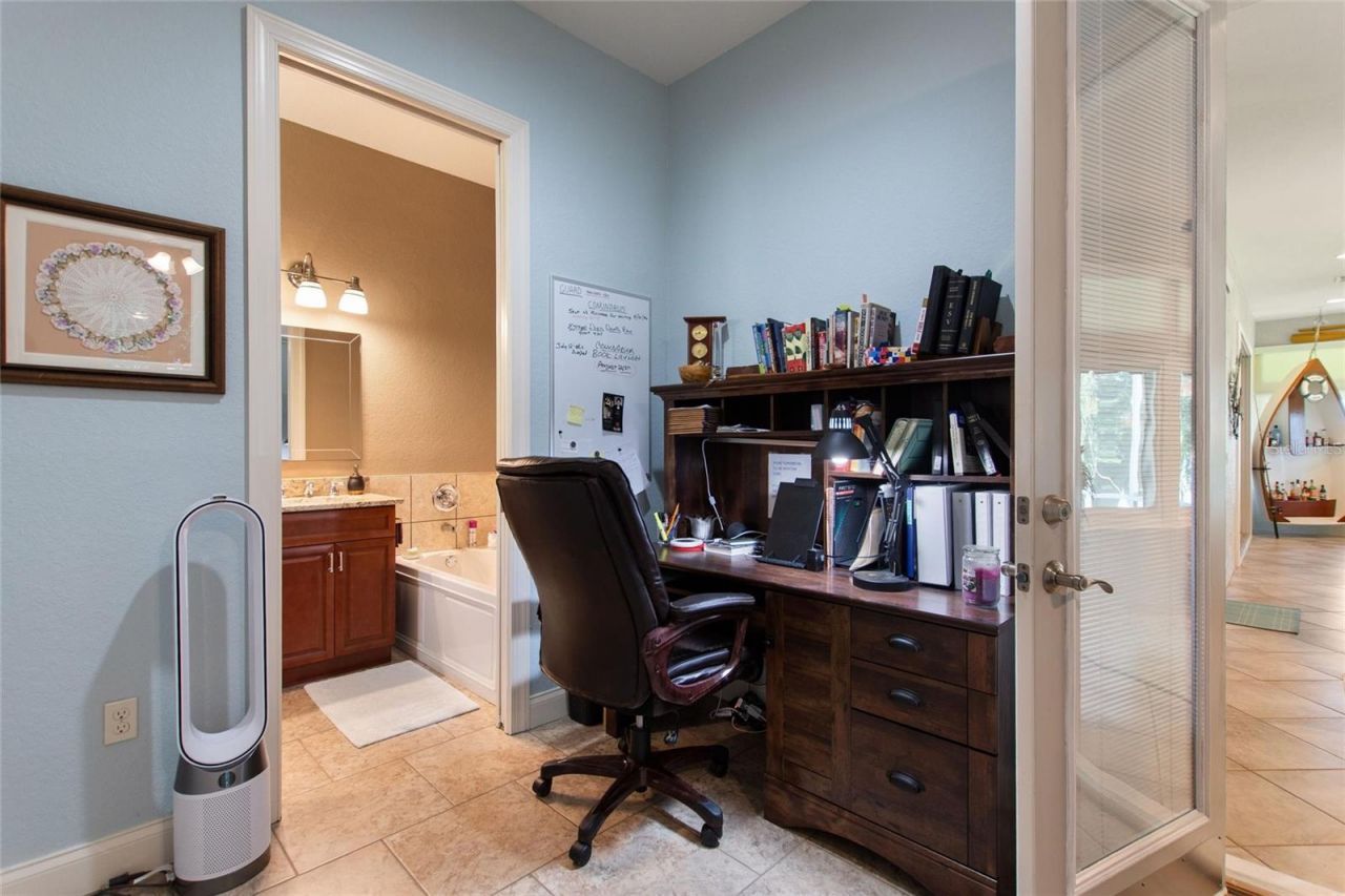 492 Meandering Way, Polk City, FL 33868 Photo