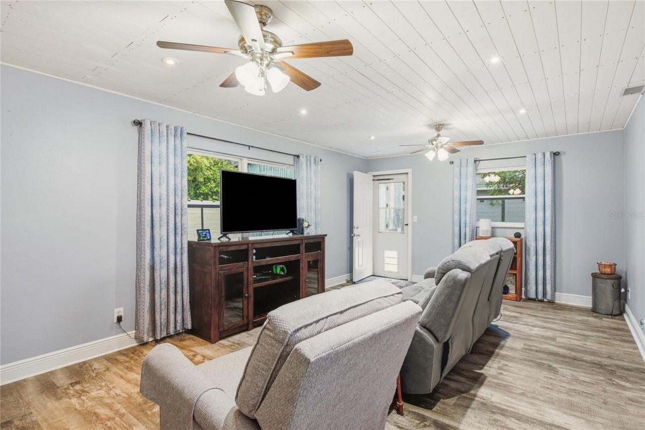 1144 Woodbrook Drive, Largo, FL 33770 Photo