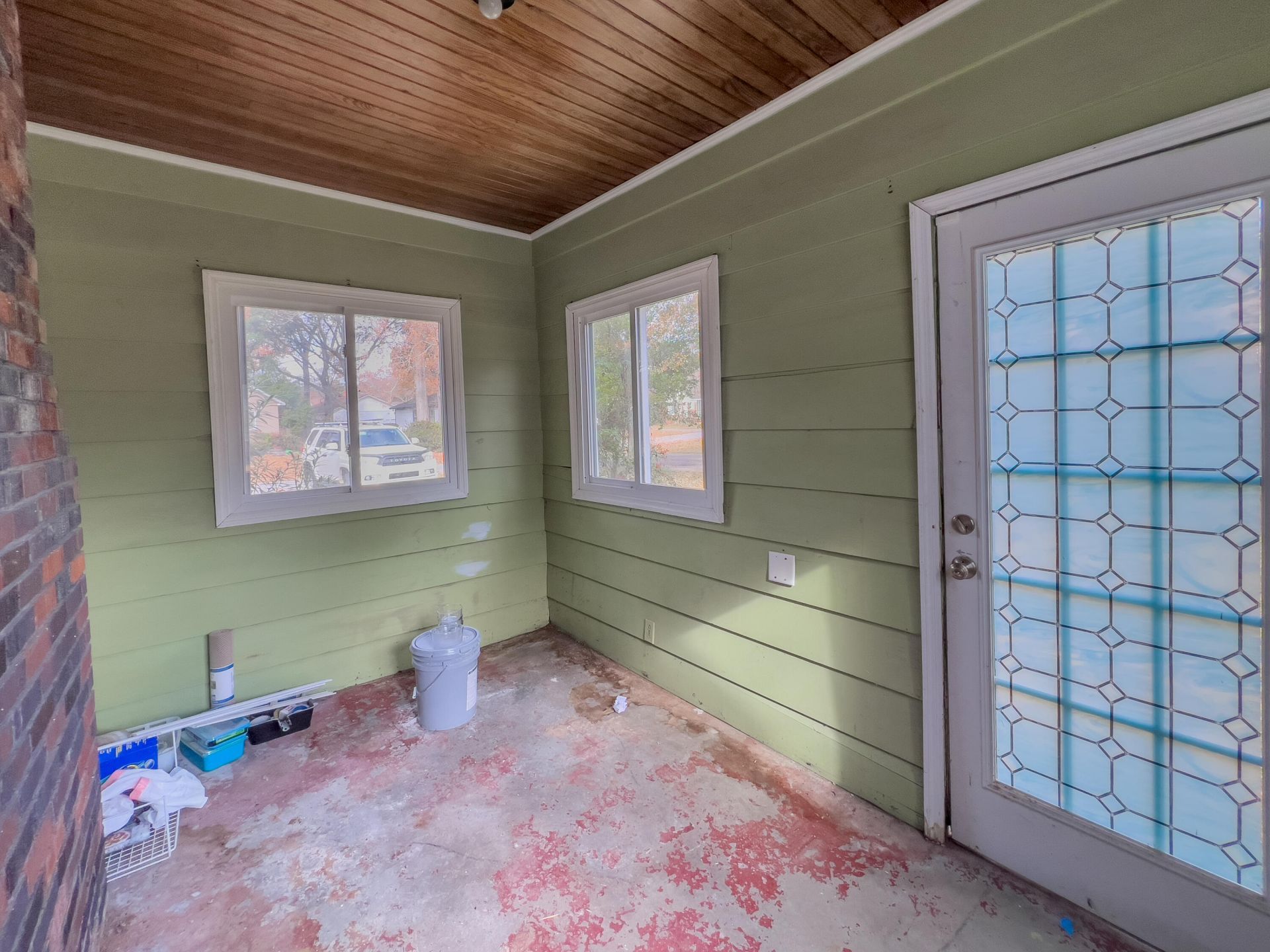 1221 Eastwood Avenue Photo 11