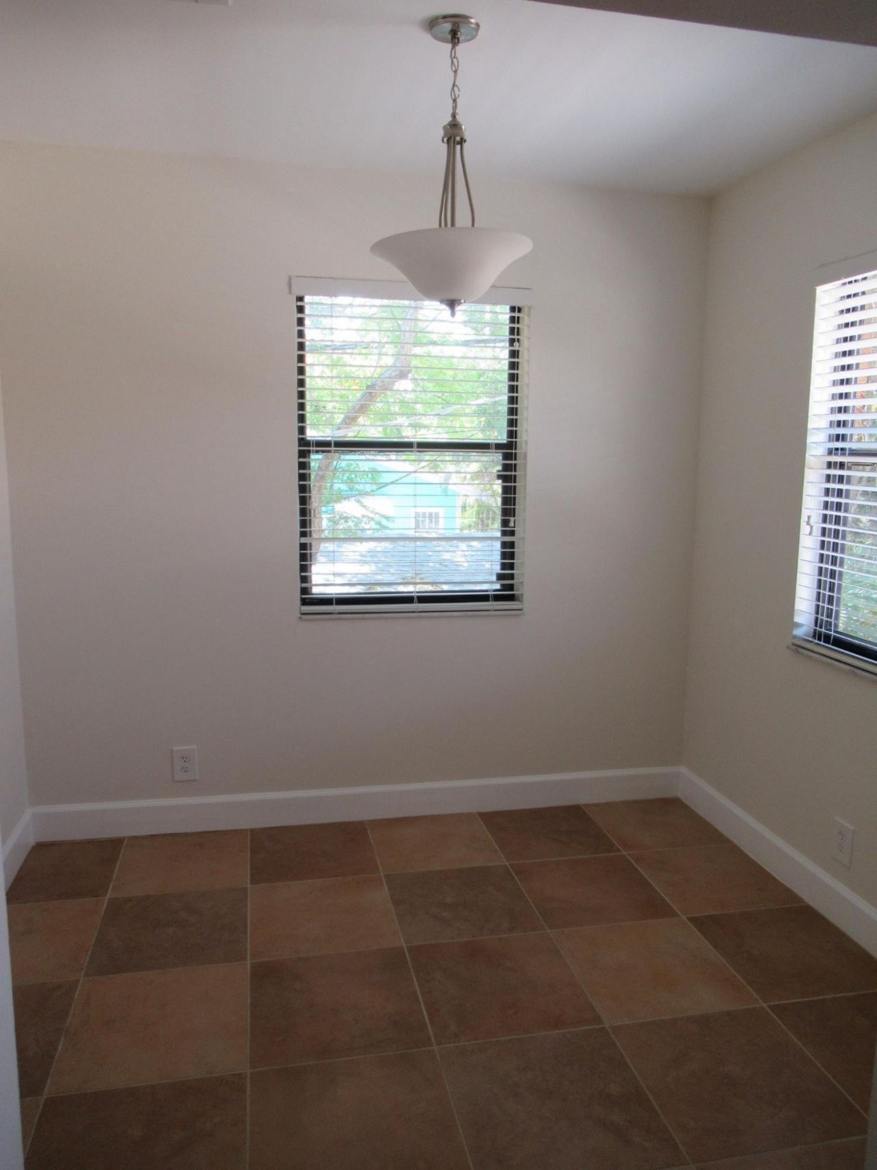 810 Park Place, Unit 2e, West Palm Beach, FL 33401 Photo