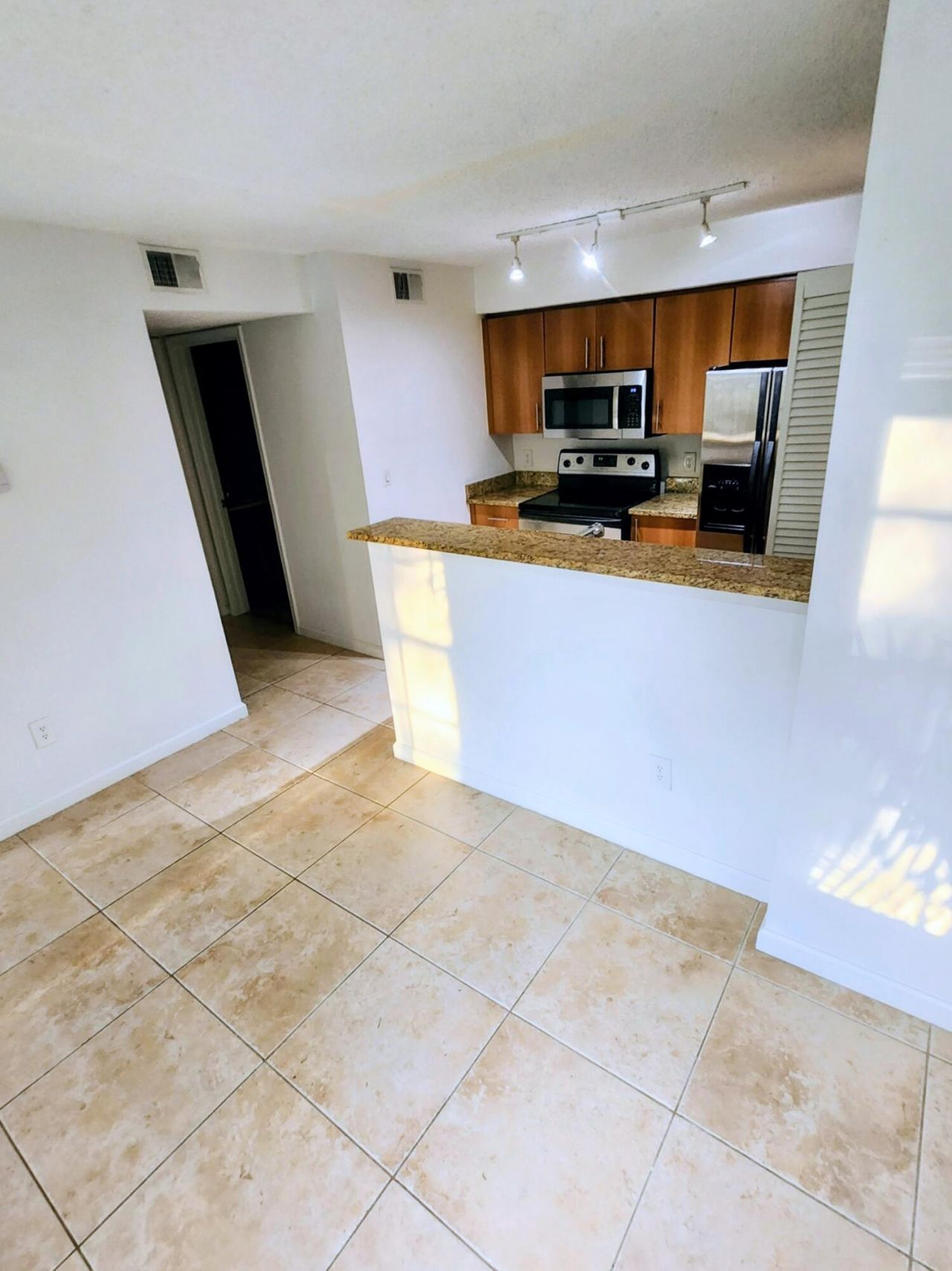 1020 Crystal Way, Unit F, Delray Beach, FL 33444 Photo