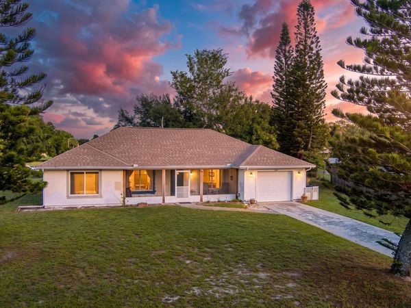 3120 SW Landale Boulevard, Port St. Lucie, FL 34953