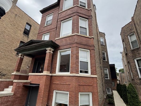 2111 W Augusta Boulevard , Unit 1W, Chicago, IL 60622