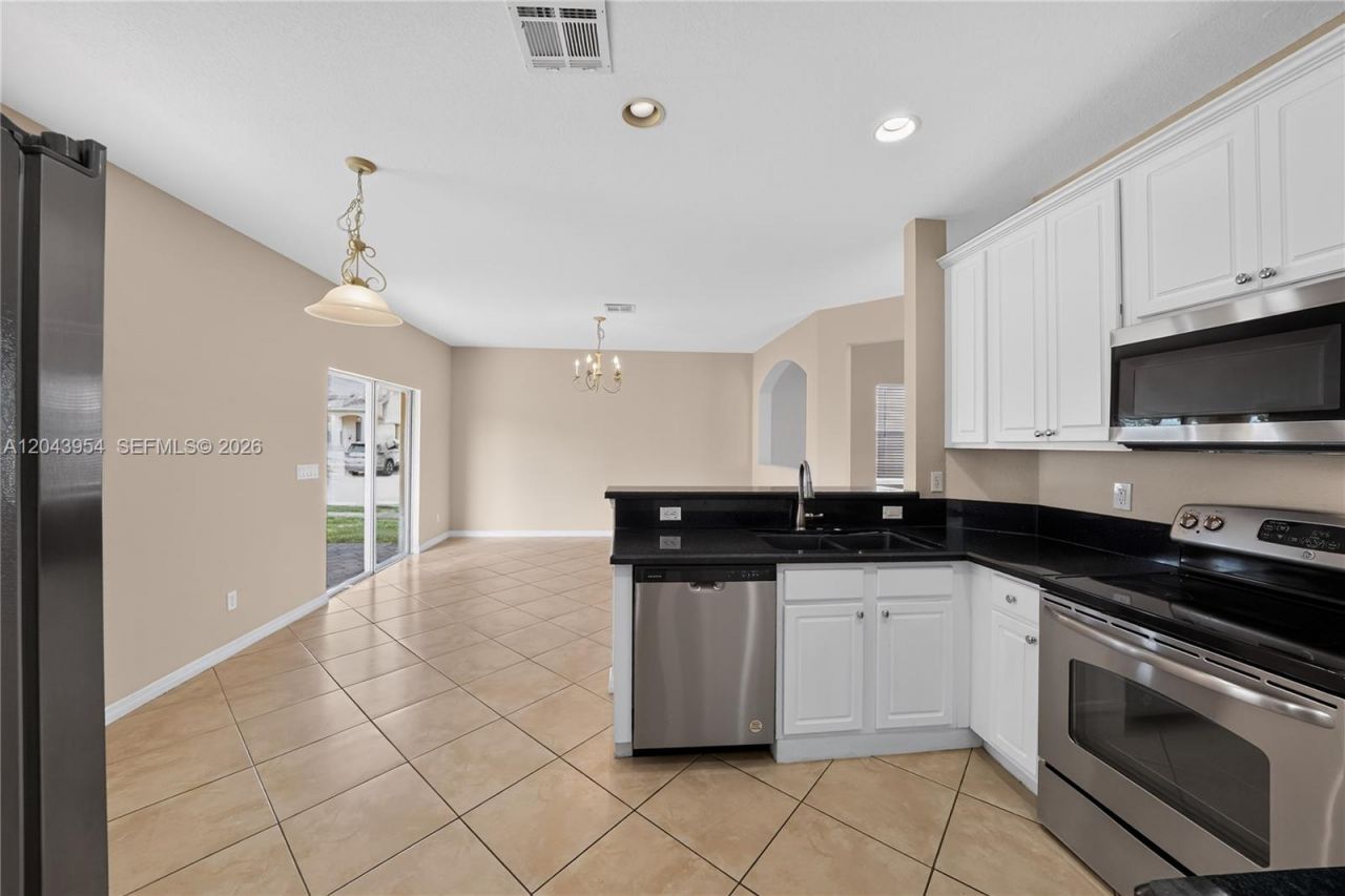 9317 Natures Way , Fort Pierce, FL 34945 Photo