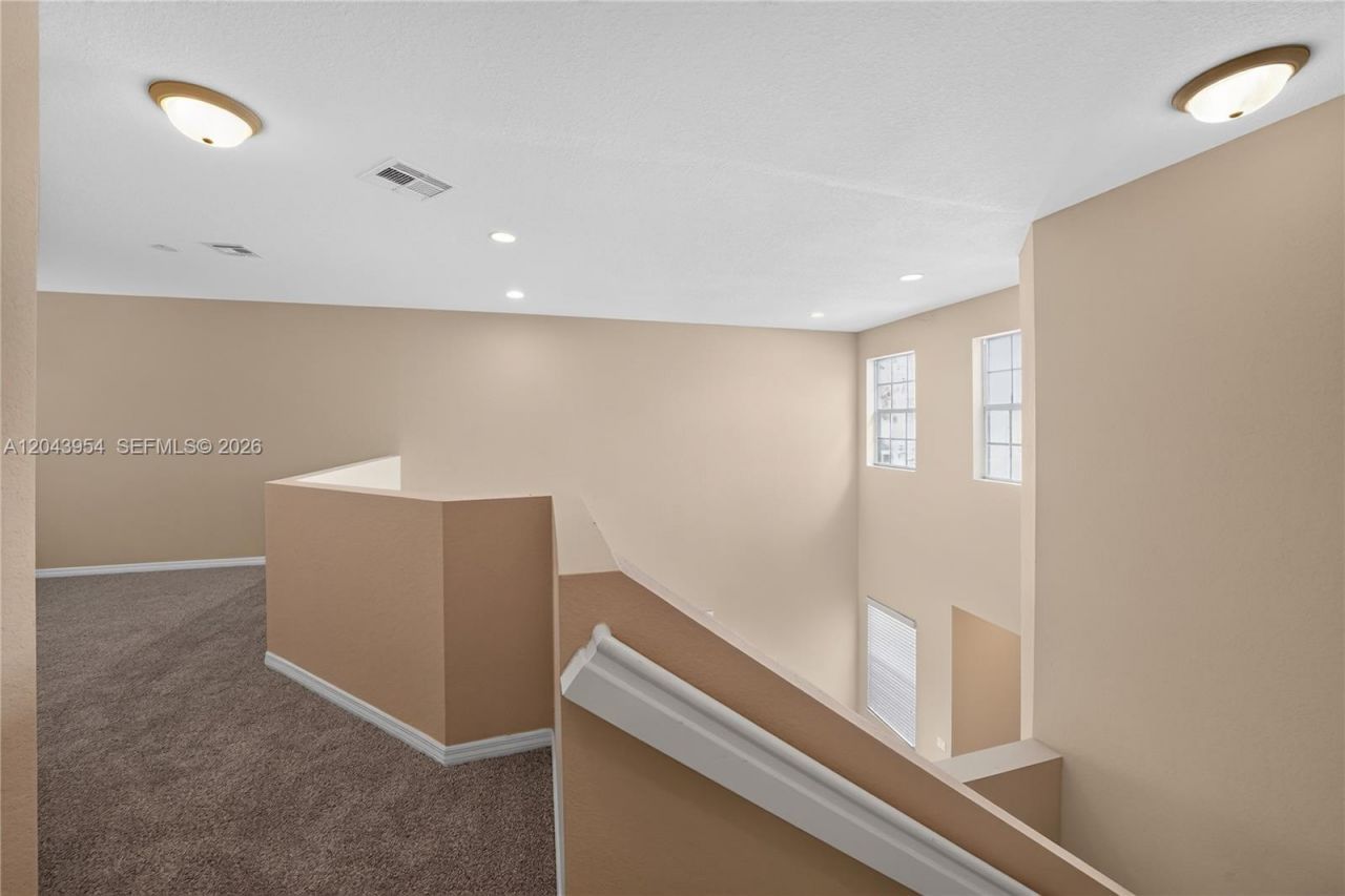 9317 Natures Way , Fort Pierce, FL 34945 Photo