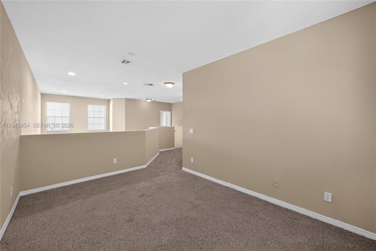 9317 Natures Way , Fort Pierce, FL 34945 Photo