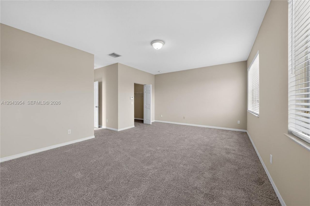 9317 Natures Way , Fort Pierce, FL 34945 Photo