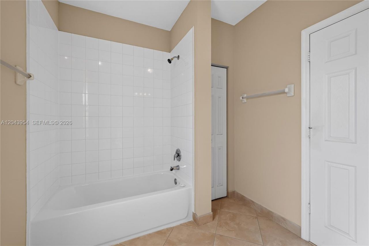 9317 Natures Way , Fort Pierce, FL 34945 Photo