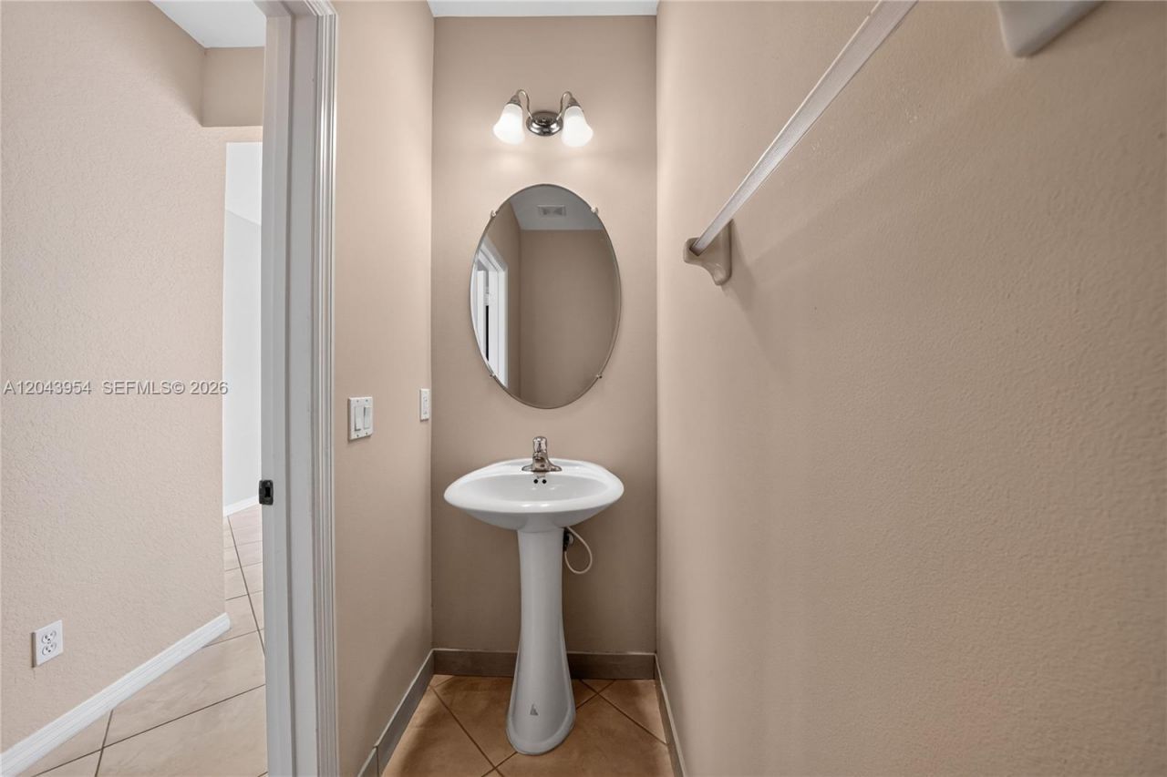 9317 Natures Way , Fort Pierce, FL 34945 Photo