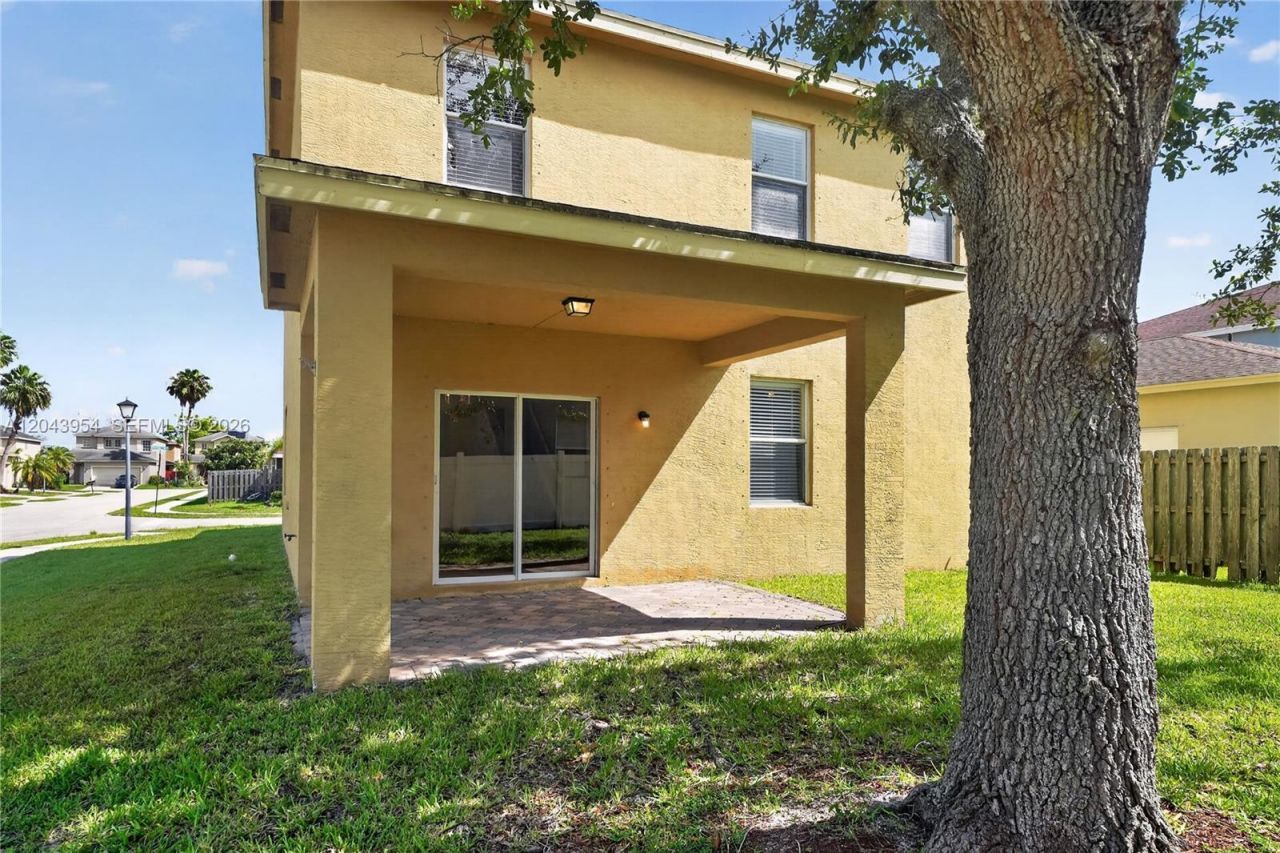 9317 Natures Way , Fort Pierce, FL 34945 Photo