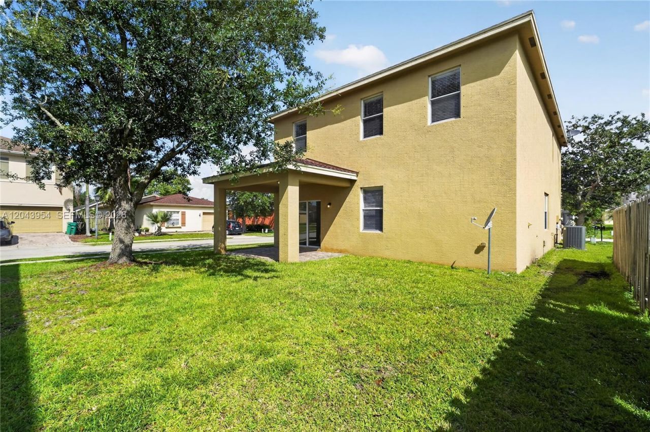9317 Natures Way , Fort Pierce, FL 34945 Photo