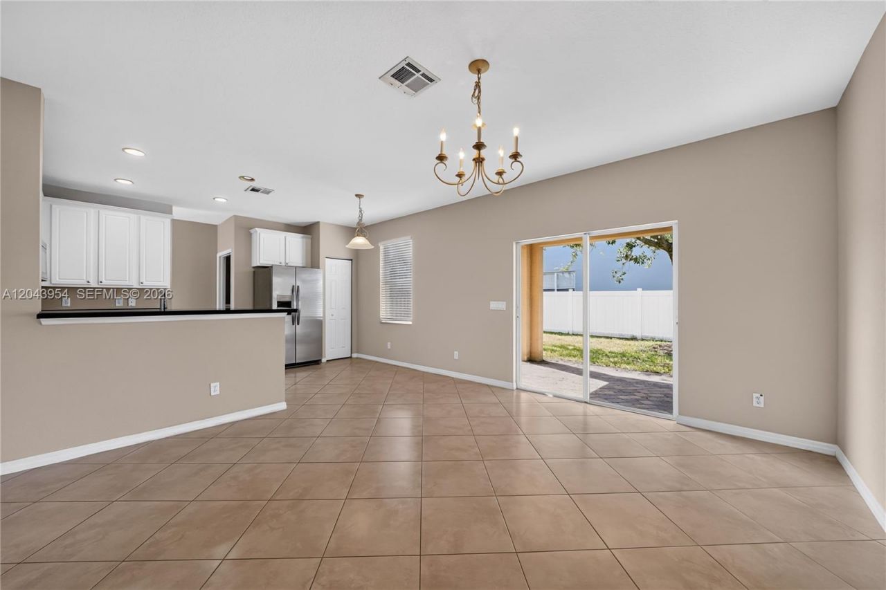 9317 Natures Way , Fort Pierce, FL 34945 Photo