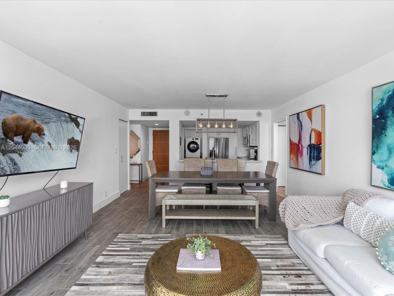 400 S Pointe Dr, Unit 1102, Miami Beach, FL 33139 Photo