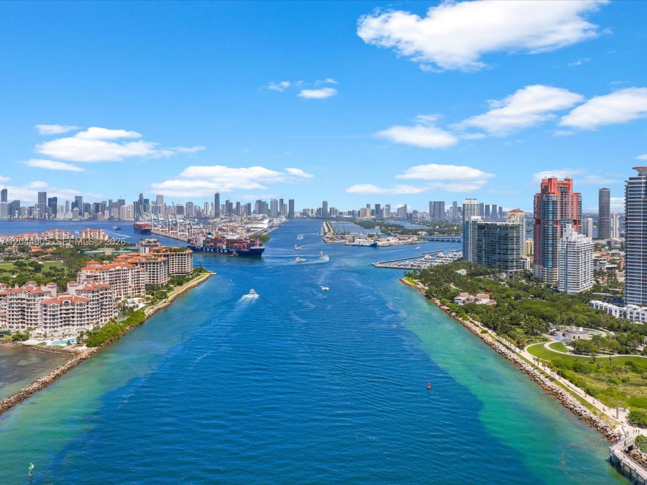 400 S Pointe Dr, Unit 1102, Miami Beach, FL 33139 Photo