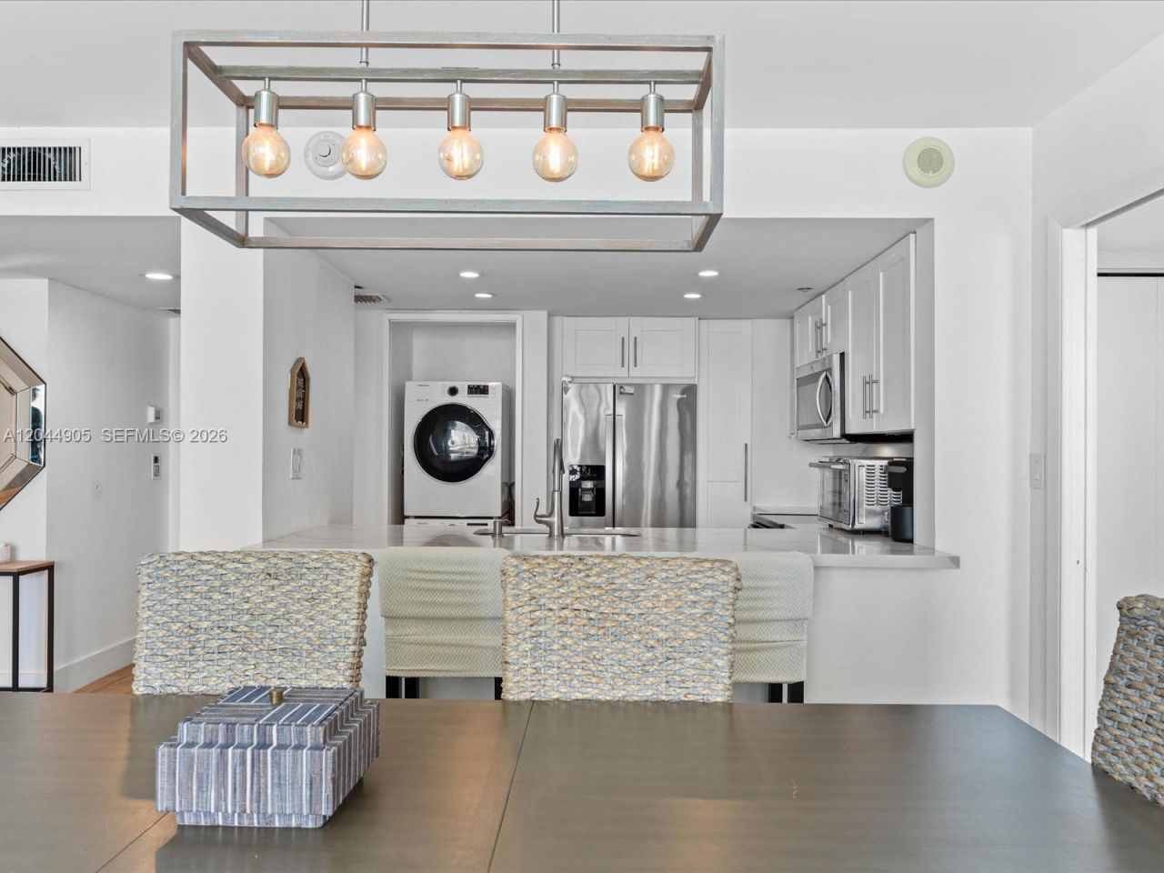 400 S Pointe Dr, Unit 1102, Miami Beach, FL 33139 Photo