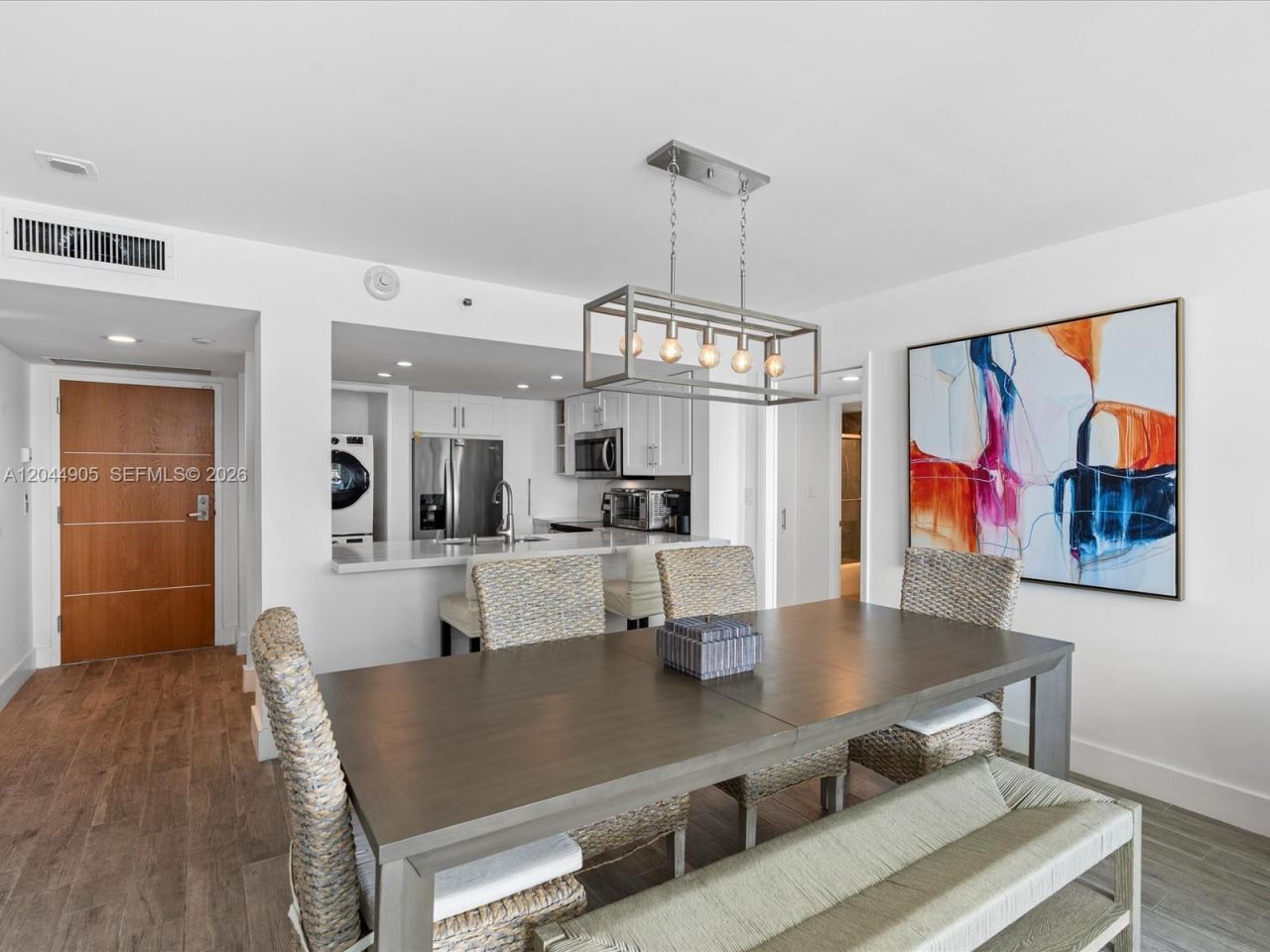 400 S Pointe Dr, Unit 1102, Miami Beach, FL 33139 Photo
