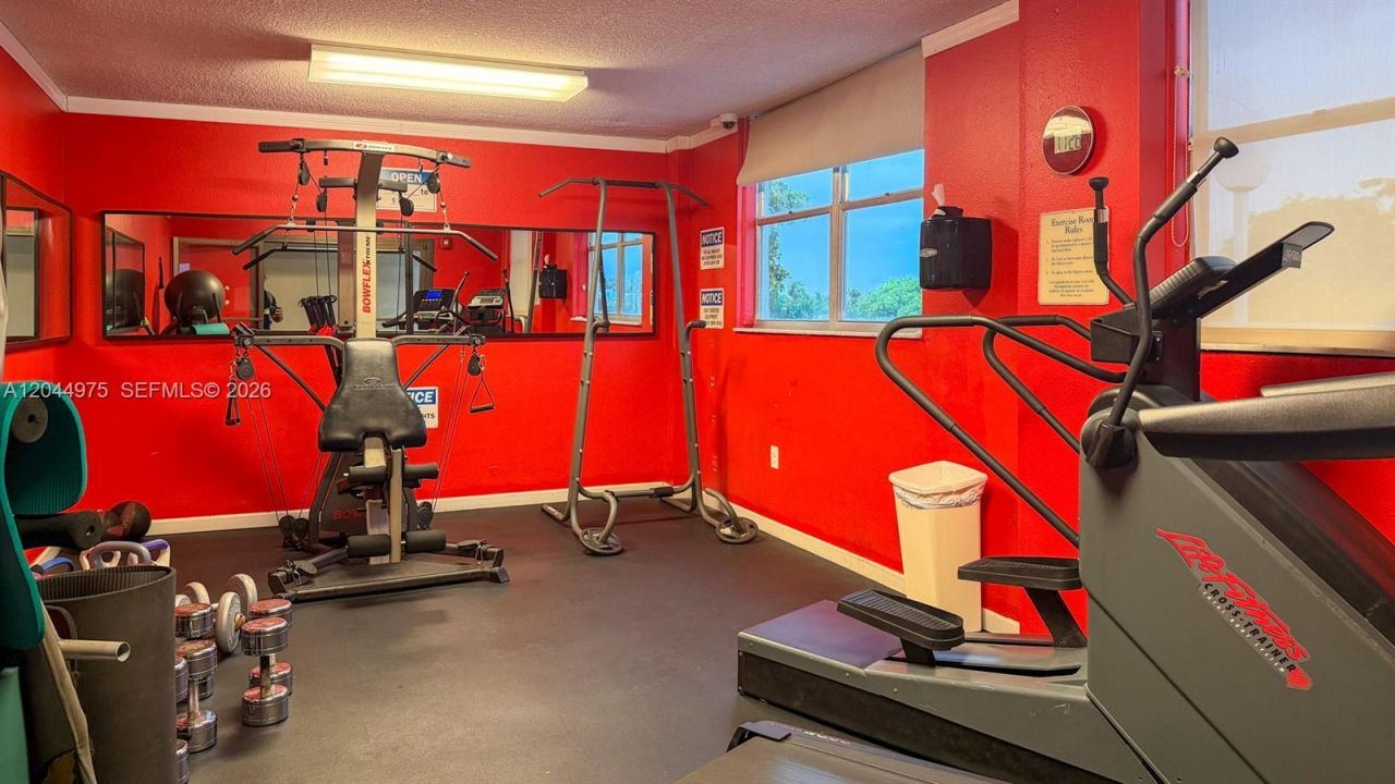 6900 Bay Dr , Unit 6H, Miami Beach, FL 33141 Photo