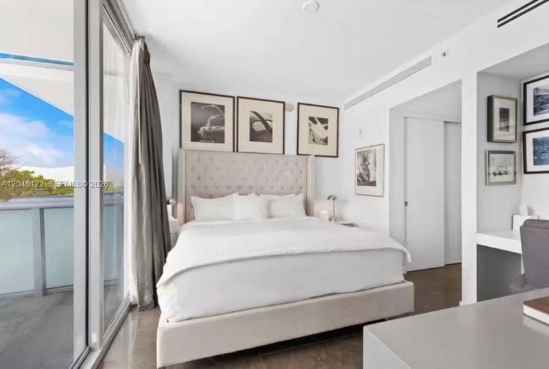 220 21st St , Unit 401, Miami Beach, FL 33139 Photo