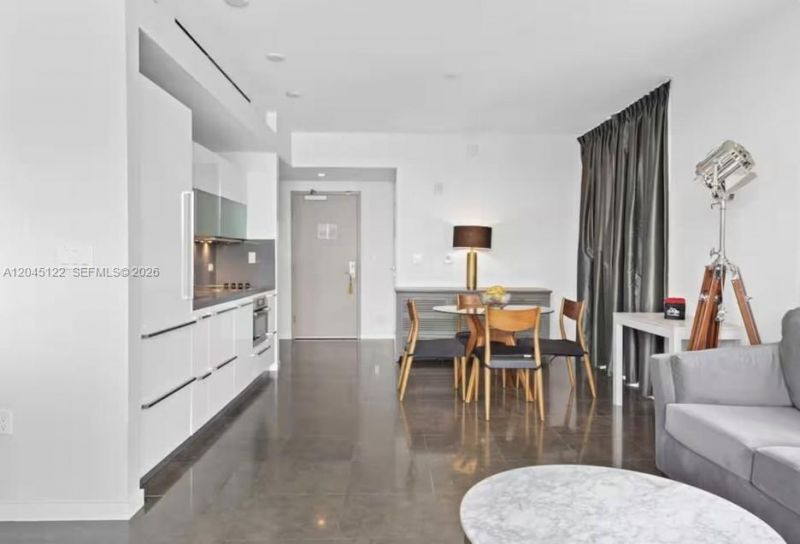 220 21st St , Unit 401, Miami Beach, FL 33139 Photo