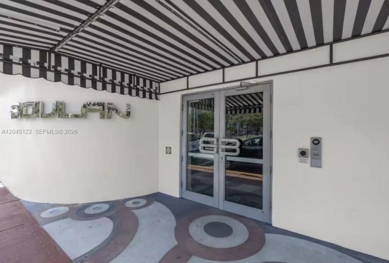 220 21st St , Unit 401, Miami Beach, FL 33139 Photo