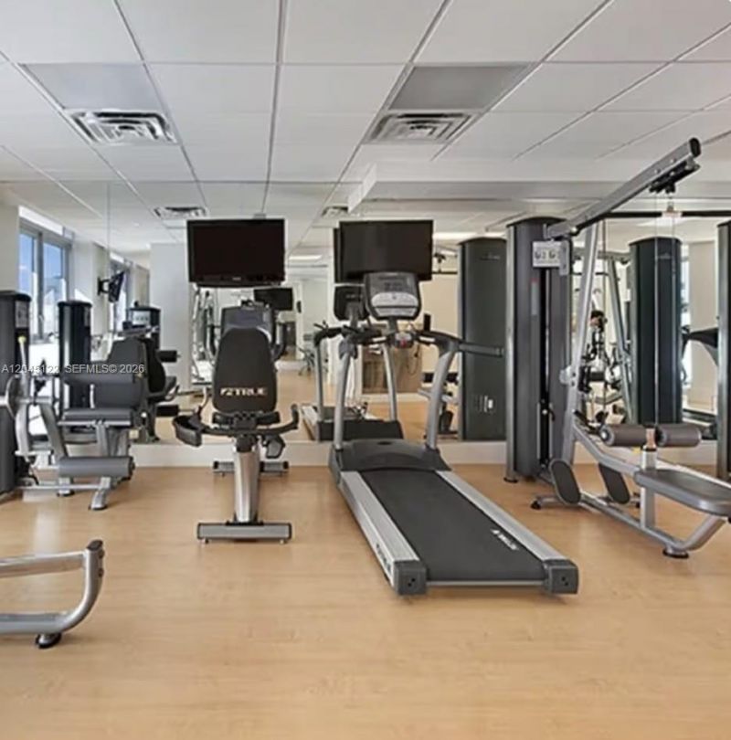 220 21st St , Unit 401, Miami Beach, FL 33139 Photo