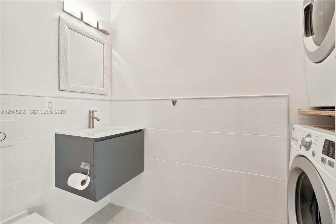 7334 Gary Ave , Unit 7334, Miami Beach, FL 33141 Photo