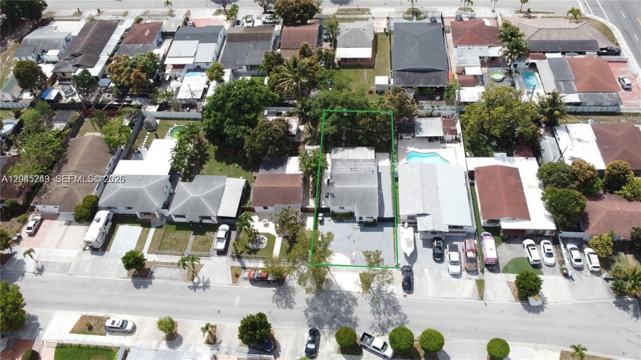 734 W 32nd St , Unit 734, Hialeah, FL 33012 Photo