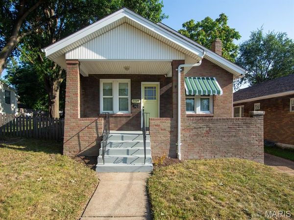 7739 Dale Avenue, St Louis, MO 63117