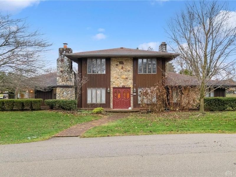 129 Outerview Drive, Xenia Township, OH 45385 Photo 3