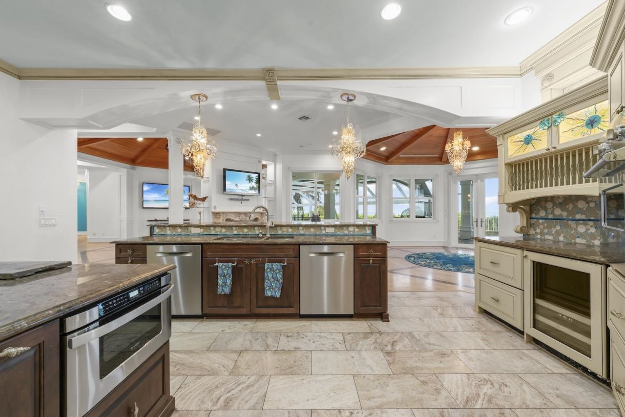 4725 Rue Belle Mer, Sanibel, FL 33957 Photo