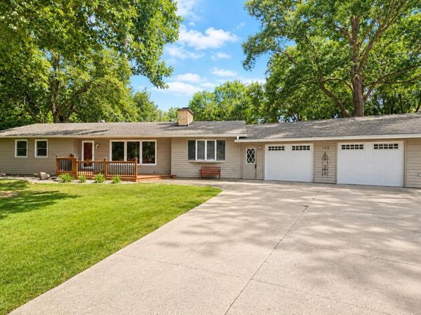 105 S Oakmont Drive, Forest City, IA 50436