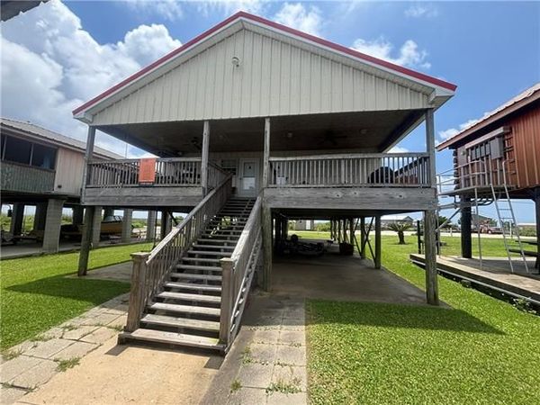 153 W KASS Lane, Port Sulphur, LA 70083