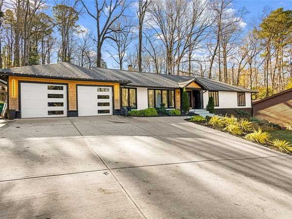 915 Lost Forest Drive NW, Atlanta, GA 30328
