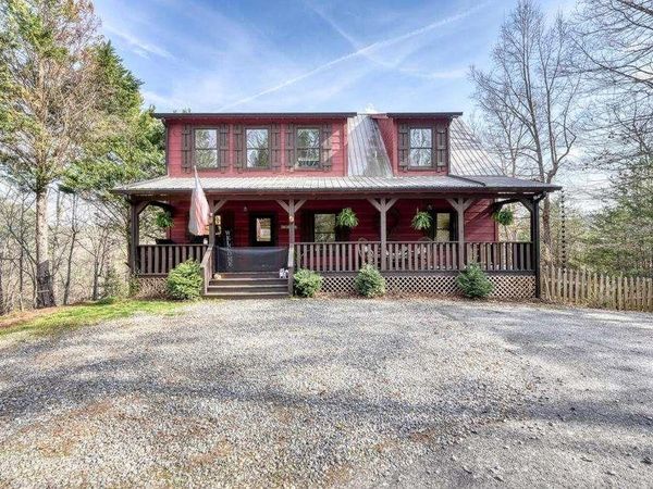 2567 Todd Shook Road , Young Harris, GA 30582