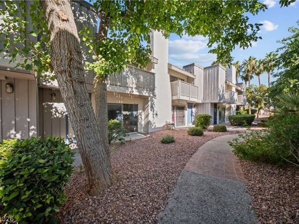 640 Brookway Lane, Las Vegas, NV 89169
