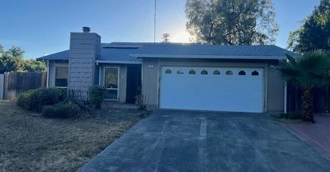15 Governors Ct, Sacramento, CA 95817 Photo
