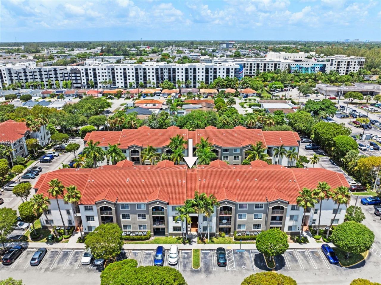 6861 SW 44th St , Unit 202, Miami, FL 33155 Photo