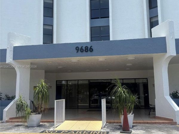 9686 Fontainebleau Blvd , Unit 504, Miami, FL 33172