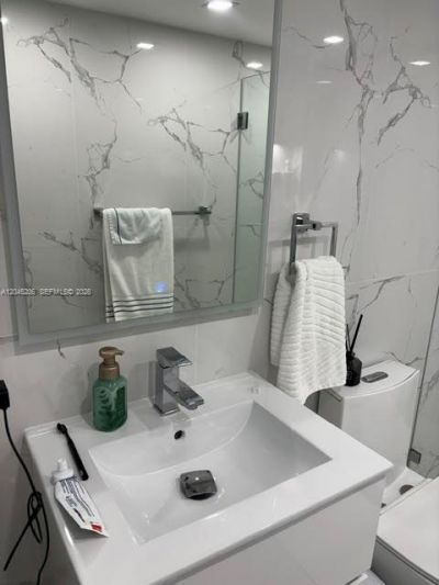 9686 Fontainebleau Blvd, Unit 504, Miami, FL 33172 Photo