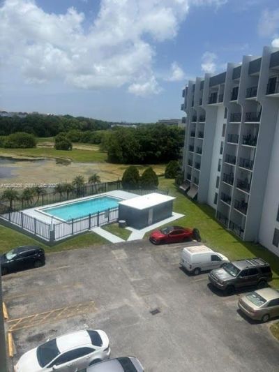9686 Fontainebleau Blvd, Unit 504, Miami, FL 33172 Photo