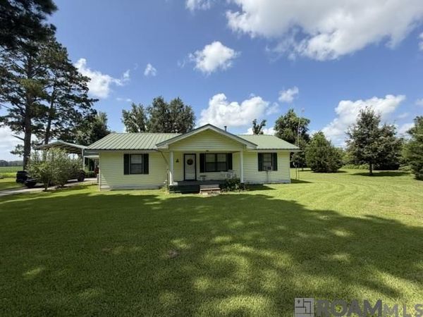 4306 Betty Ln, Fordoche, LA 70732
