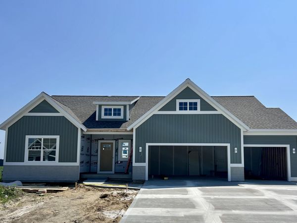 3640 Garner Drive, Unit 19, Zeeland, MI 49464