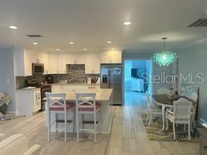 196 Overbrook Drive E, Largo, FL 33770 Photo