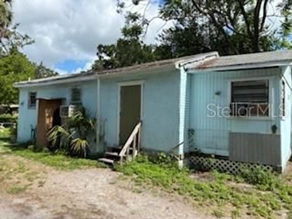 8310 N HILLSBOROUGH LANE , TAMPA, FL 33604