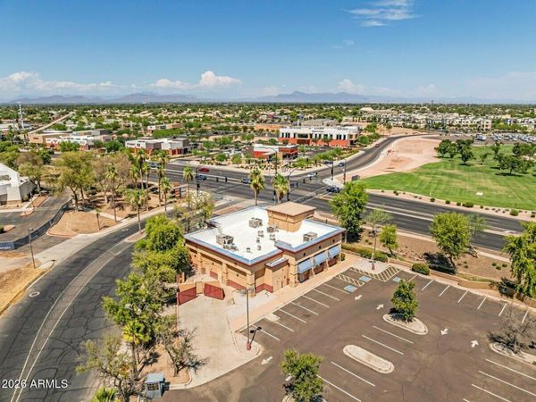 920 S GILBERT Road, Gilbert, AZ 85296