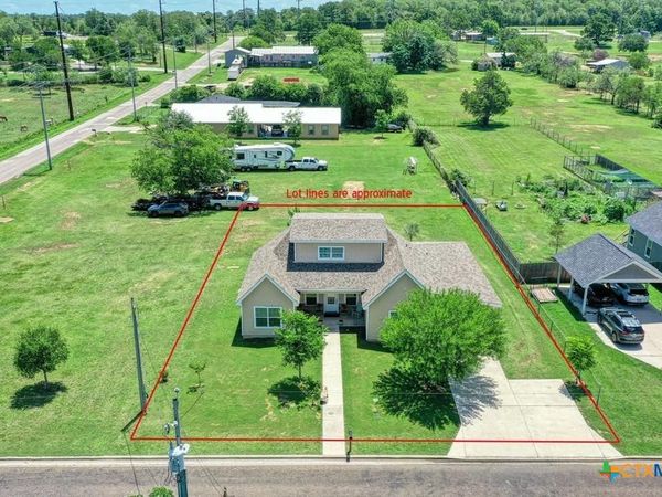 2409 Pecan Street , Bastrop, TX 78602