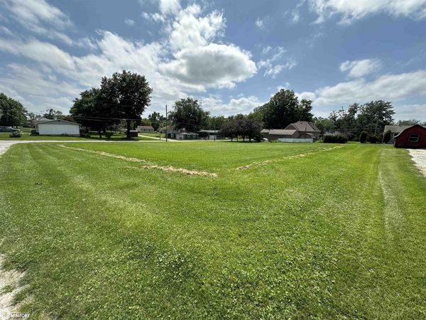 809 C Avenue E, Albia, IA 52531