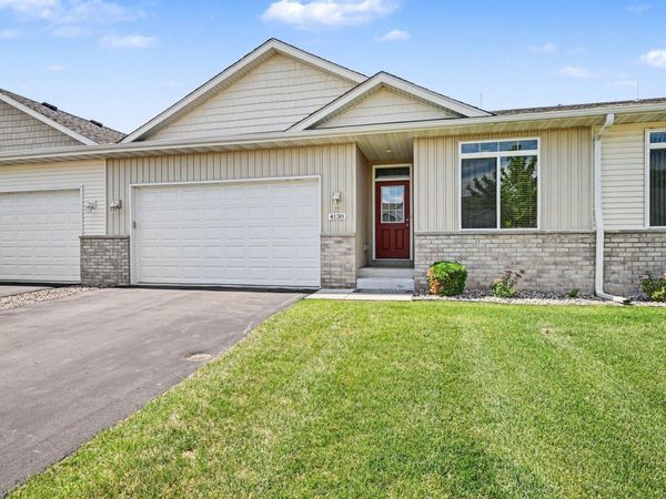 4138 Blakewood Drive, Shakopee, MN 55379